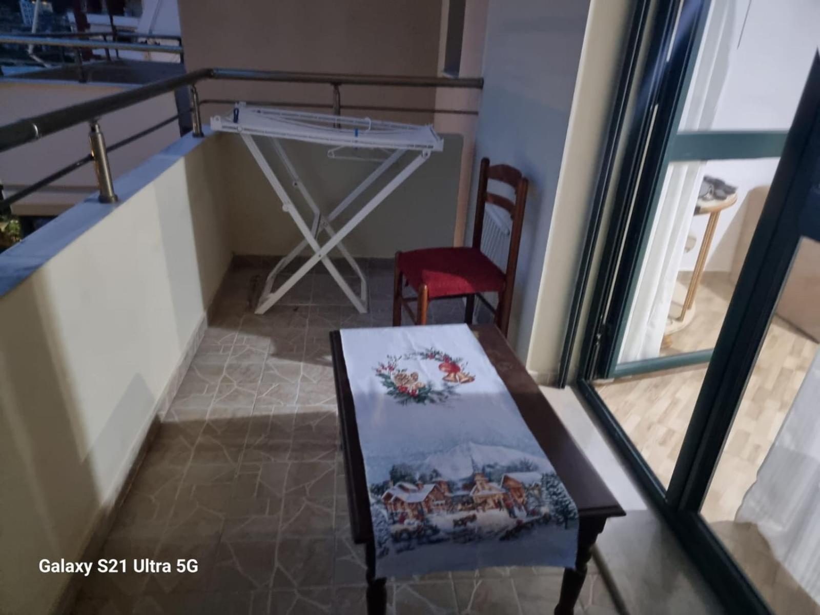 Seaside Apartment Влёра Экстерьер фото